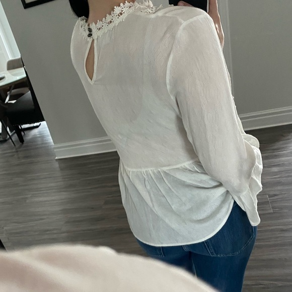 Blouse - Picture 2 of 3